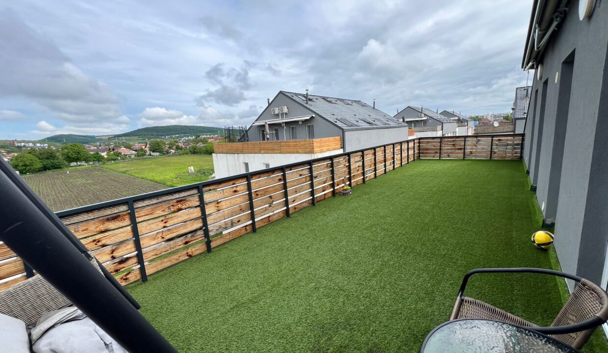 WhatsApp Image 2025-06-20 at 17.44.30 (6)