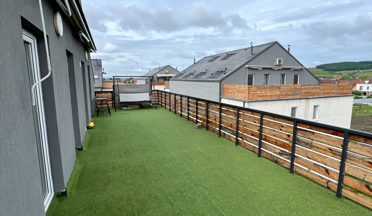 WhatsApp Image 2025-06-20 at 17.44.31